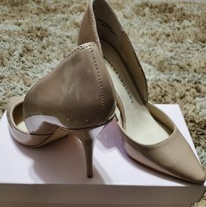 Chinese Laundry Pumps